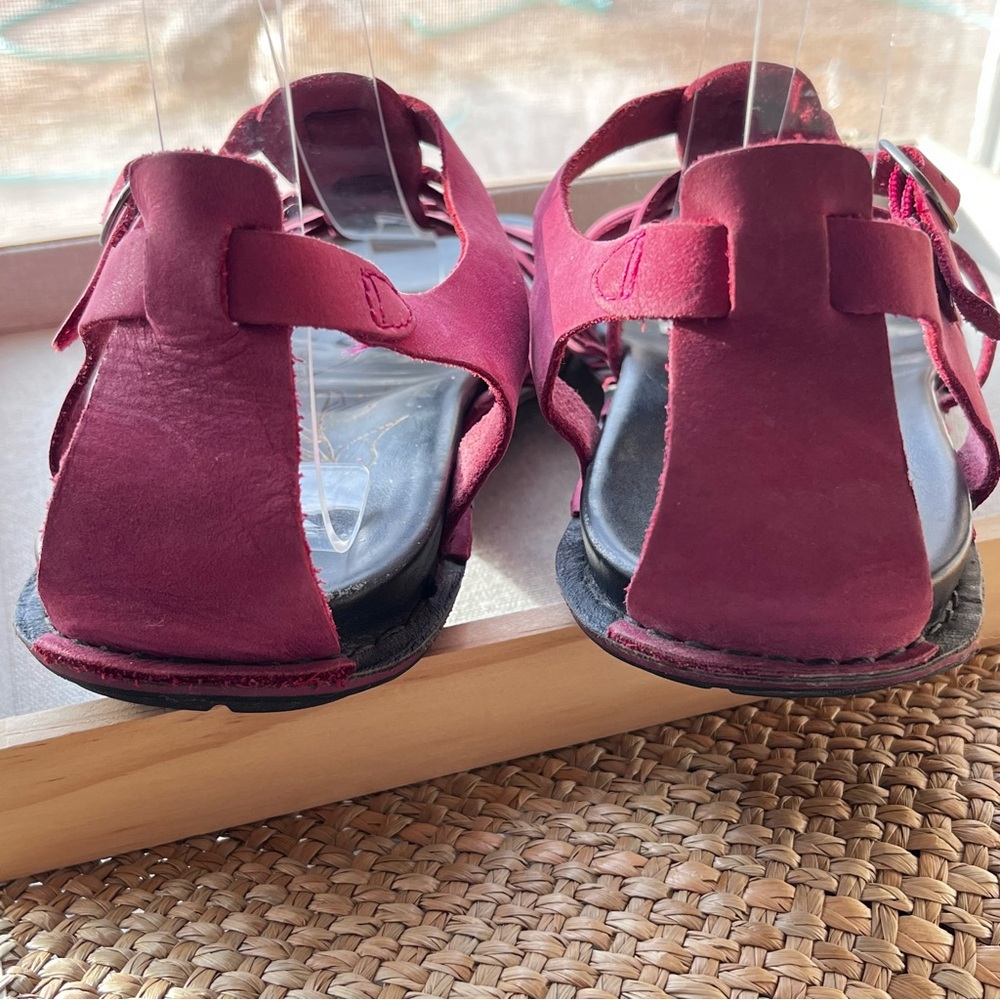 Keen Red Leather Alman Gladiator Ankle Strap Sandals, 9, Strappy Comfort - Picture 6 of 16